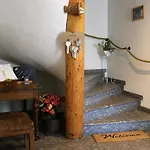 Sfazu Szálloda Poschiavo